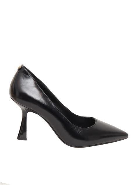 michael kors clarablack pumps sale